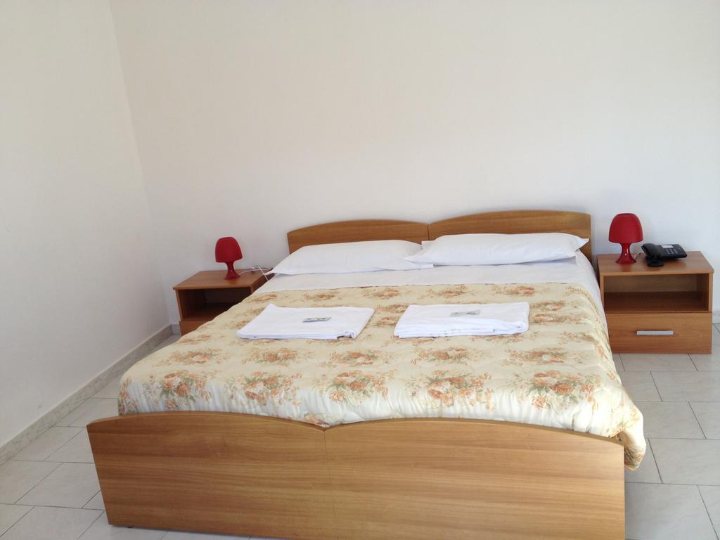 Hotel Mântua Quarto foto