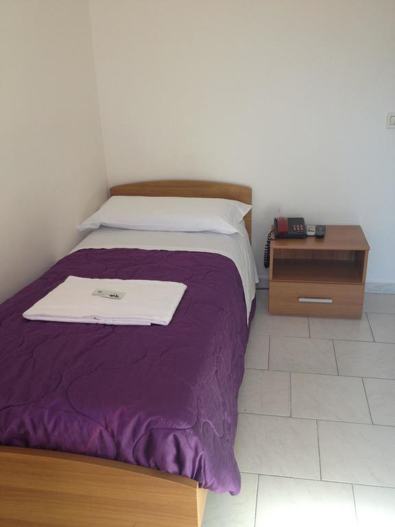Hotel Mântua Quarto foto